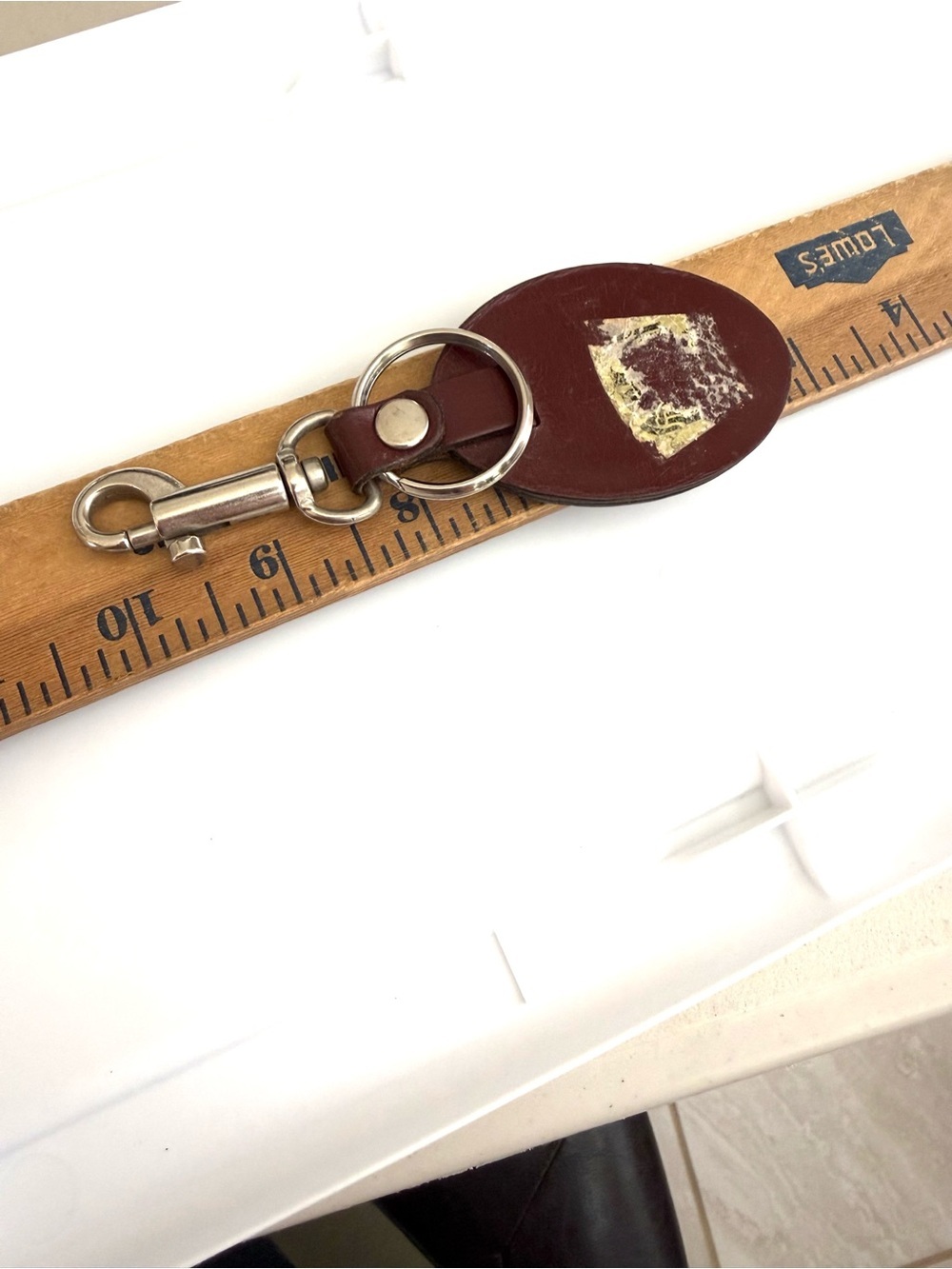 Vintage Cartier Bordeaux Red Leather Keychain - Picture 2 of 2